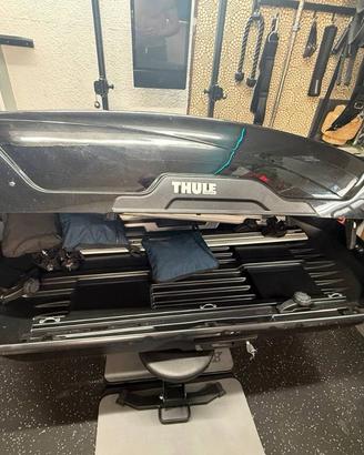 Thule Motion 3 M + sistema di barre portatutto