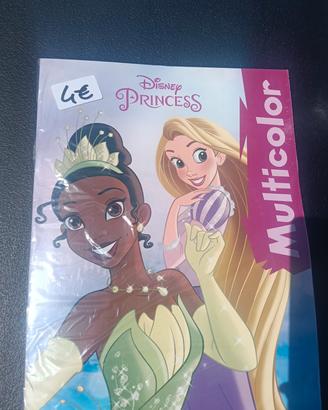 Libro da colorare Principesse con le matite 