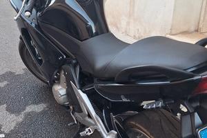 Kawasaki ER-6f (2007) - Solo 29.000 km