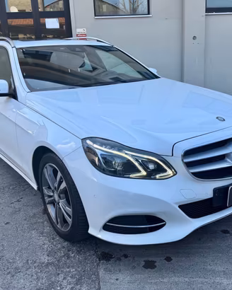 Mercedes-benz E 250 BlueTEC S.W. 4Matic Automatic 