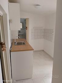 Bivani Piazza Ingastone € 35.000 mila