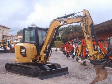 Miniescavatore usato CATERPILLAR 305E.CR