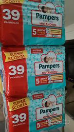 Pannolini Pampers