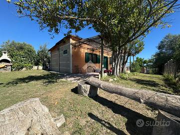 MONOLOCALE A MONTEROTONDO