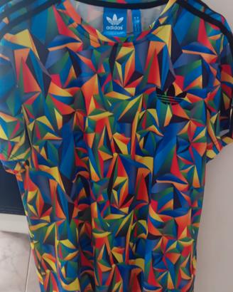 ti shirt maniche corte adidas 
