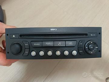 stereo Peugeot 207 completo di vano sottostereo