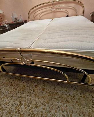 Letto in Ottone con Rete Motorizzata Duomo Futura