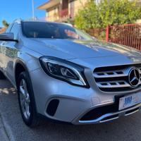 Mercedes-benz GLA 200 d Automatic Premium
