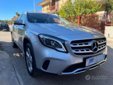 Mercedes-benz GLA 200 d Automatic Premium