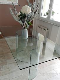 TAVOLO IN CRISTALLO DI DESIGN