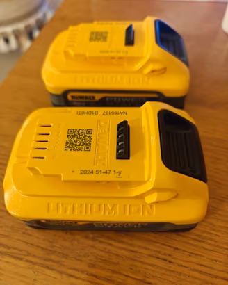 DeWalt DCBP518H2-XJ Powerstack 2X 18V XR 5Ah Akku-