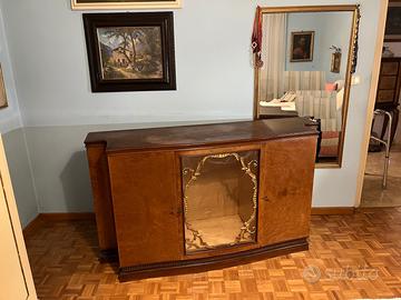 Mobile inizio '900 fabbricato da artigiani lombard