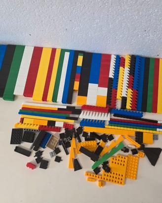 1,270 kg – 1171 pezzi Mega Blocks compatibili Lego