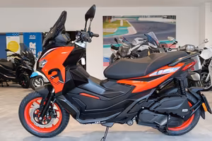Aprilia SR 125 GT Sport