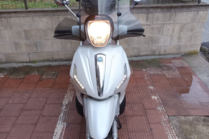 Piaggio Beverly 300