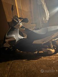 Moto ciclomotore 2 posti