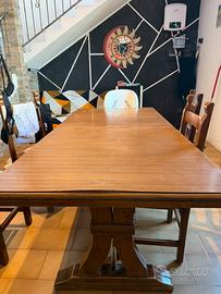 Tavolo sala da pranzo in Noce allungabile