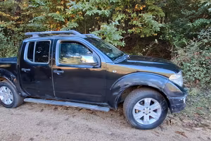 nissan navarra 