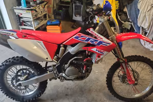 Honda crf 300 x