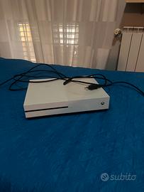 Xbox one s con molti giochi e fifa 26
