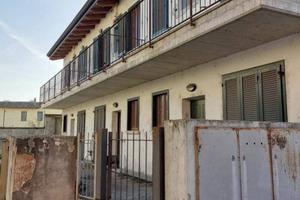 Immobile in asta di 929 m² con più di 5 locali e b