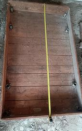 Piattaforma cassone con sponde