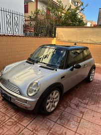 Mini cooper 1600 benzina gpl
