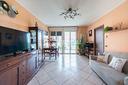 vendita-luminoso-trilocale-con-terrazzo-piano-alto