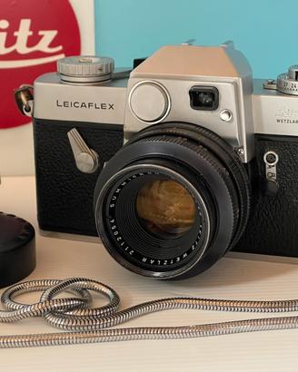 Leicaflex SL con Summicron 50/2 e paraluce.