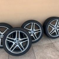 4 cerchi 18 AMG  235/45/18 gommati nuovi