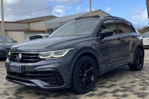 Volkswagen Tiguan R-Line 2.0 TDI 150CV DSG Tetto