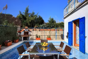 Sorrento: appartamento con terrazza a livello