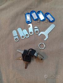 kit armadietto/ serratura casetta postale 