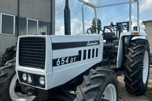 Trattore Lamborghini 654 dt