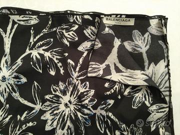 Maxi Foulard Balenciaga