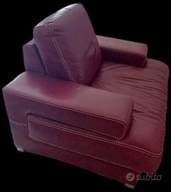 Poltrona/divano e pouf  in vera pelle 