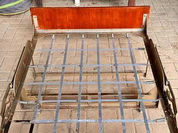 Letto pieghevole ad una piazza