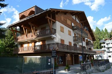 3 LOCALI A PINZOLO