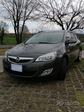 Opel Astra j 1.4 turbo