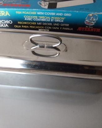 Pescera con coperchio e griglia in acciaio