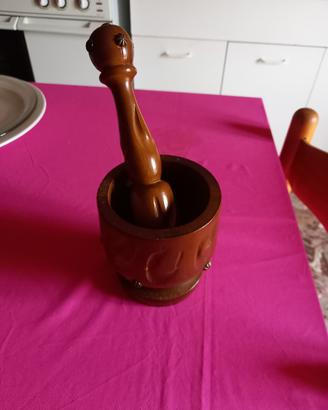 Piccolo mortaio in legno