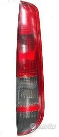 Fari posteriori Ford Focus SW 2005
