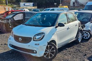 SINISTRATA Smart ForFour 70 1.0 Passion