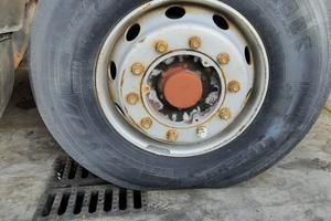 IVECO-FIAT 180 26 C CTG.N3 1985 - PNEUMATICI