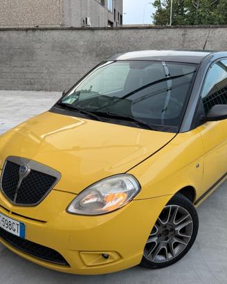 LANCIA YPSILON 1.3 MJT 90CV MOMO-DISIGN