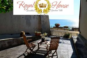 Villa di 670 m² con più di 5 locali a Cervo