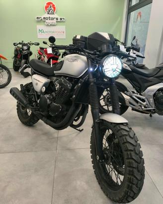 TRIUMPH LEGEND TT 900 - SCRAMBLER CUSTOM UNICA NEL