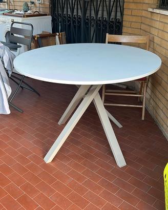 Tavolo rotondo Ikea diametro 105 cm