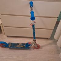 monopattino spiderman