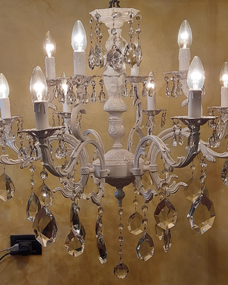 Lampadario 12 luci con gocce di cristallo